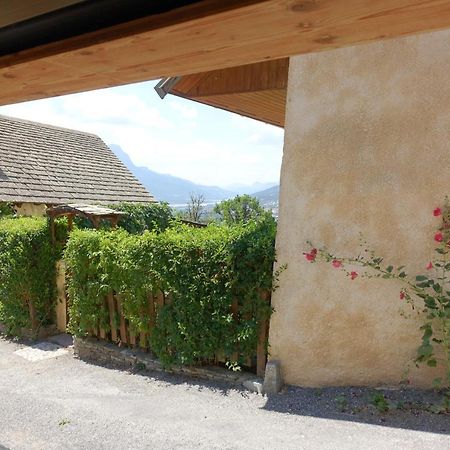 Appartement Spacieux Avec Terrasse Saint-Andre-d'Embrun Exterior photo